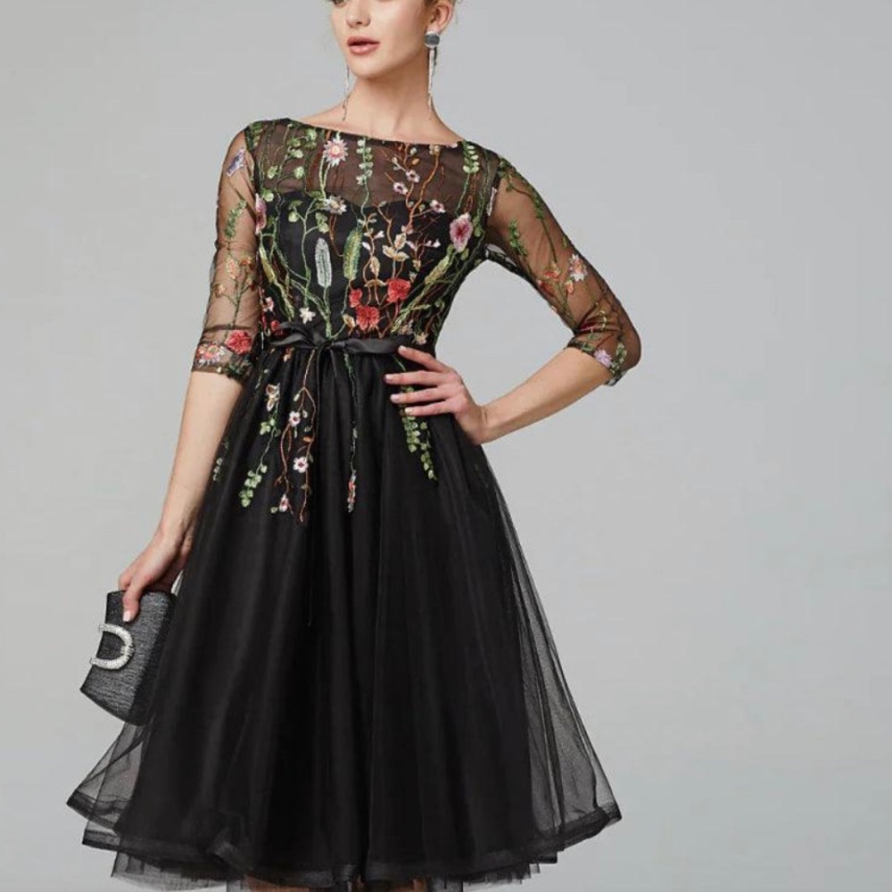 Elegant Black Floral Embroidered Dress
